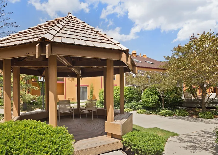 Hotel Chicago Club & Oakbrook Terrace