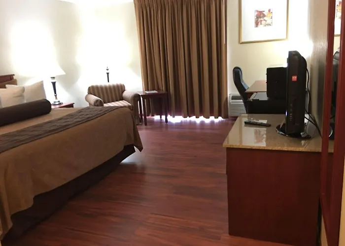 Chicago Club & 3* Oakbrook Terrace